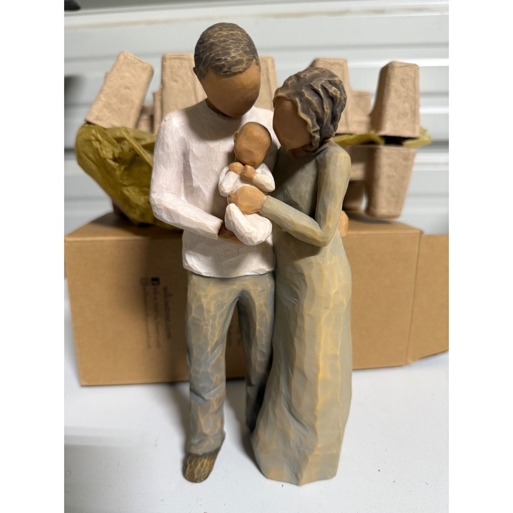 Willow Tree We are Three Figurine Susan Lordi DEMDACO New Family 27268